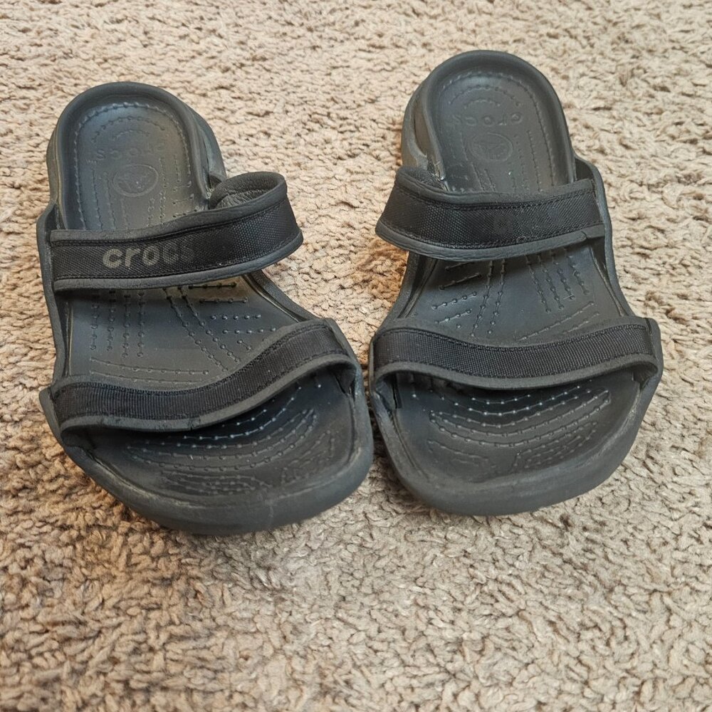 Crocs Cleo Womens 8 Black Double Strap Slide Sandals Open Toe Flat - Picture 2 of 7